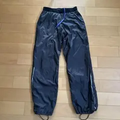 レディース　ナイキ　ジャージ下　ウィンドパンツ　防寒　M グレー　黒