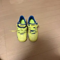asics フットサルシューズ　20cm