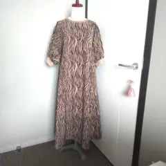 THOUSAND MILE パフスリーブワンピース