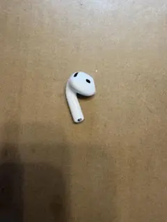 airpods4 アクティブノイズキャンセリング搭載　左耳