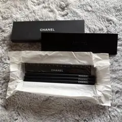 ✨新品✨CHANELロゴ 鉛筆3本 定規 文具5点セット ペンシルケース ✨新品✨CHANELロゴ 鉛筆3本 定規 文具5点セット ペンシルケース