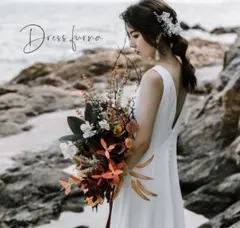 Dressfurna Vネック ホワイトウェディングドレス