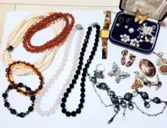 ジュエリーまとめ売り！全写真必見希望。べっ甲時計、本真珠、水晶他早いものがちです