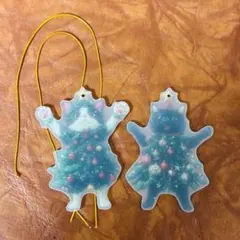 クリスマスオーナメント クリスマスツリーを着た猫 2個セットキーホルダーXmas
