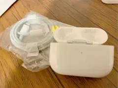 う*い様 AirPods Pro 充電ケース ワイヤレス充電 新品ライトニングケ