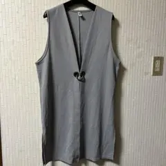 薄手ロングベスト(前に大きなリング留め付き)