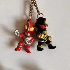 非売品　ウルトラマンゼアス出光エネオスキーホルダー