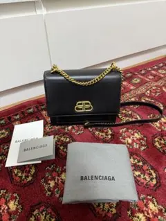 極美品✨ バレンシアガ ショルダーバッグ クラッシュ Bロゴ ブラック 