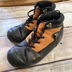 Item thumbnail for item 44340dfe-f8d3-4922-95bd-69e328ba8a66