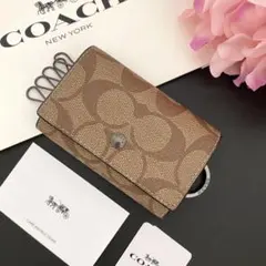 10 最新モデル【新品】COACH コーチ★キーケース カーキ