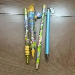にゃんにゃんにゃんこ にゃんこ休み ボールペン4本、シャーペン4本