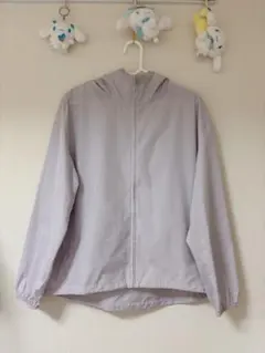 ユニクロ ポケッタブルuvカットパーカー