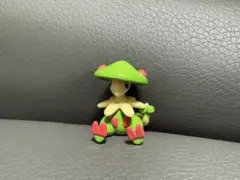 ポケモン びっくらたまご かくとうタイプ キノガッサ
