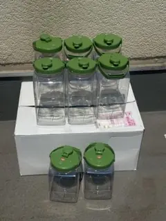 果実酒容器 8個セット ガス抜き弁付きのサムネイル