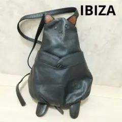 IBIZA イビサ 猫型 ショルダーバッグ リュック 本革 魚チャーム付き IBIZA イビサ 猫型 ショルダーバッグ リュック 本革 魚チャーム付き