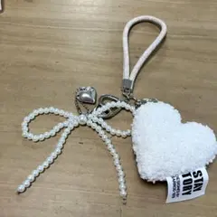 キーホルダー パールリボン ハート バックチャーム ホワイト 白 韓国