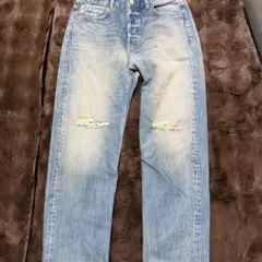 ZARA ダメージデニムパンツ