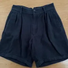 Name.黒のタック入りハーフパンツのサムネイル