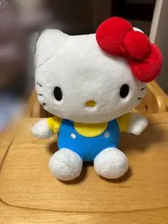 ハローキティ ぬいぐるみ 赤いリボン