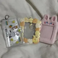 ポムポムプリン ポチャッコ うさぎ トレカホルダー　ケース クリアケース