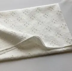 モチーフ編みジャガードレース天竺ニット生地　 (可愛い四角) 50cm×50cm