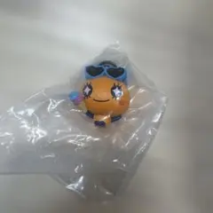たまごっち みんなでバカンスフィギュア　ガチャ　まめっち
