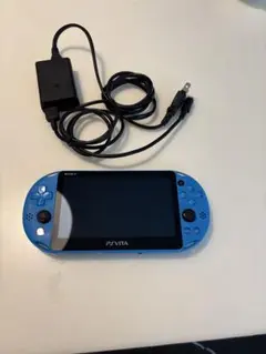 PS Vita 本体 青 充電器付き 8Gメモリーカード