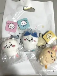 ちいかわPUN。マスコット　ハチワレうさき