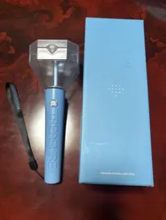 TREASURE 公式ペンライト