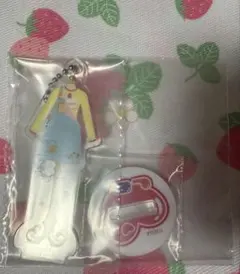 ラブandベリー　一番くじC賞ドレスアップアクスタキーチェーン　ラブ