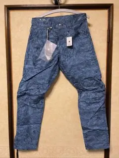 Item thumbnail for item 436b40da-ab66-48f7-9a7d-5875d0658630