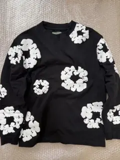 ☆美品 デニムティアーズ 黒 白花柄 長袖カットソー Tシャツ ロンT Lサイズ ☆美品 デニムティアーズ 黒 白花柄 長袖カットソー Tシャツ ロンT L
