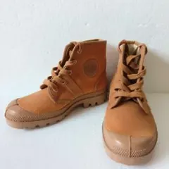 未使用　PALLADIUM ブラウン ハイカットスニーカー　37のサムネイル