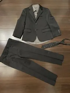 キッズ　フォーマルスーツ　ジャケット・シャツ・パンツ・ネクタイセット　110