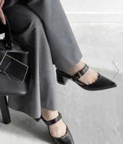 【ランダ/RANDA】ゴールドパーツバックストラップパンプス　Ｌ　ブラック