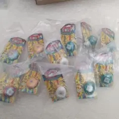 ガチャガチャ　たまごっち指輪