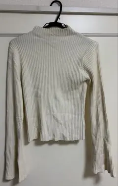 アイボリー リブ編み ハイネックセーター