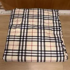 バーバリー ハーフケット ピンク ひざ掛け ブランケット - メルカリ