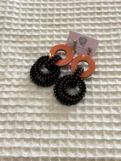 新品・未使用　カオリシモムラ　イヤリングのサムネイル