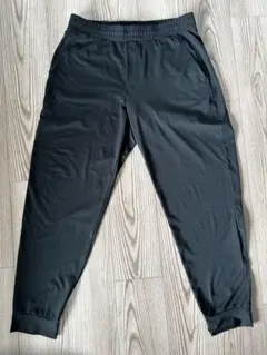 【極美品】UNIQLO エアリズム ウルトラストレッチジョガーパンツ Lブラック
