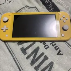 Nintendo Switch Lite イエロー 本体　箱無し　交渉あり