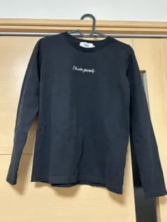 【AZUL BY MOUSSY】ブラック 長袖 Tシャツ 刺繍