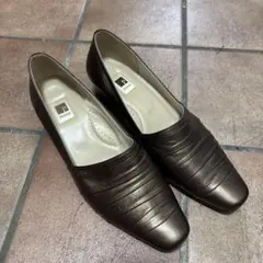 PISAZ ダークブラウン レザー パンプスのサムネイル
