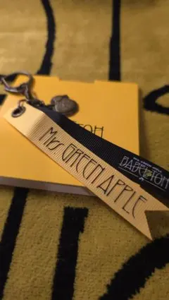 Ms. GREEN APPLE ミセス バベルの塔 ガチャ キーホルダーE