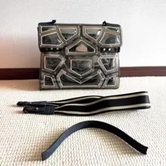 2025年最新】delvaux pvcの人気アイテム - メルカリ