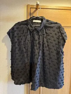 アトリエドゥサボン　ブラウスのサムネイル