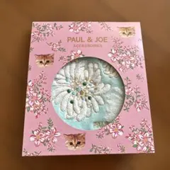 PAUL & JOE 花柄タオルハンカチ