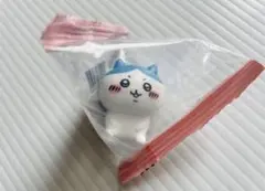 ちいかわ インテリアミニフィギュア ハチワレ A