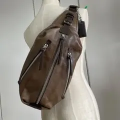 コーチ ＣOACHトンプソンレザースリングバッグ70860 中古