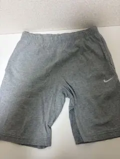 Nike グレーショートパンツ XLサイズ